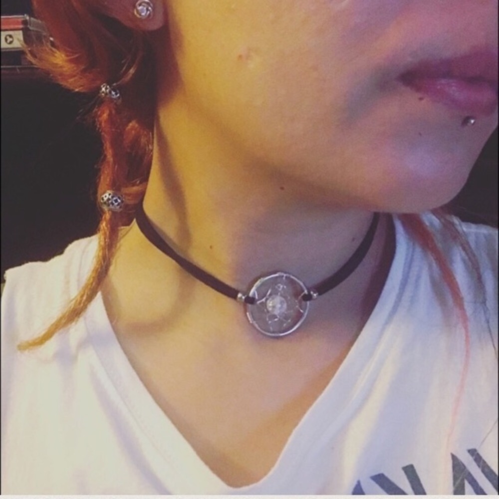 Dream catcher crystal choker necklace - Picture 3 of 9